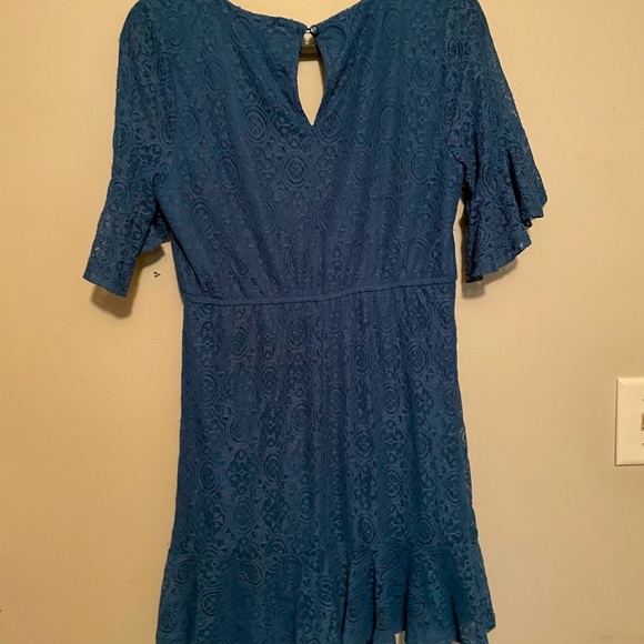 Blue Dress - Picture 4 of 4